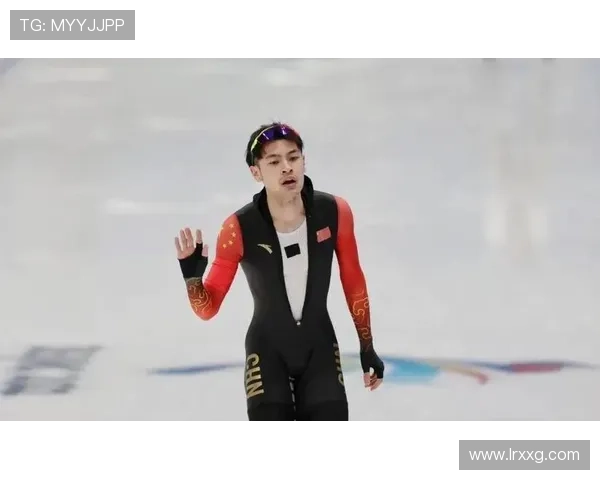 宁忠岩滑疯领奖献全国人民年礼