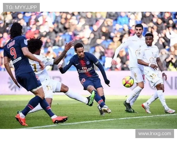 巴黎掌控冠军最终归属关键对决
